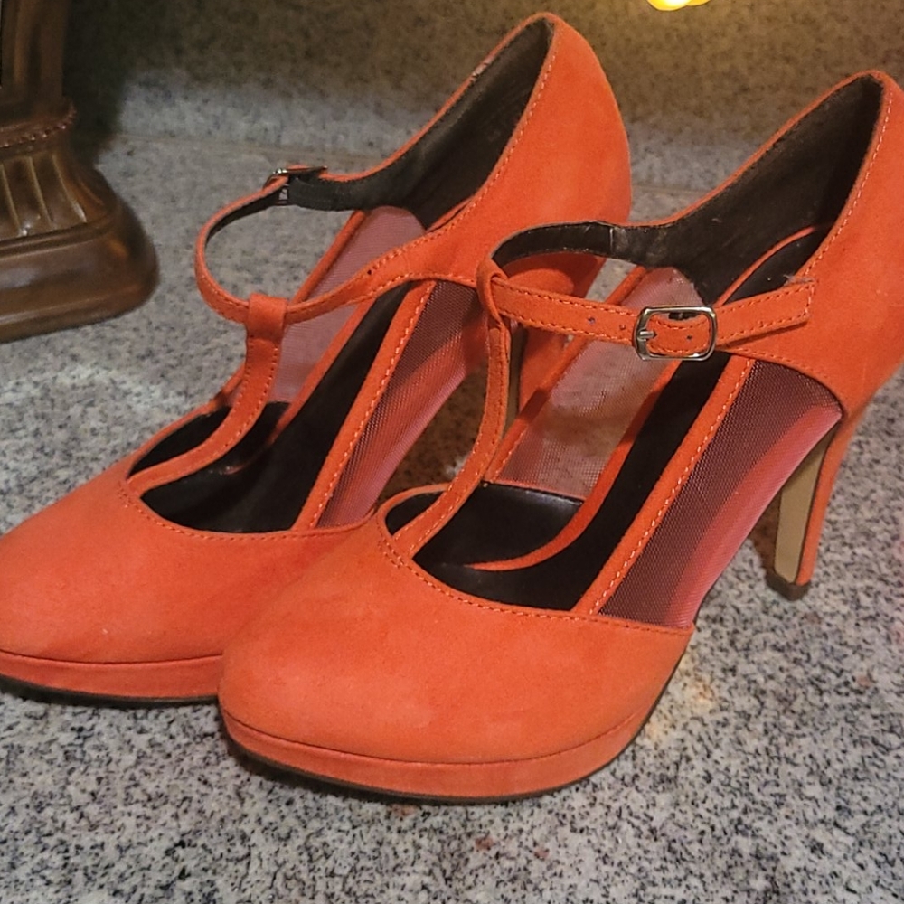 Call it spring swade heels